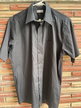 Pierre Cardin Men’s Black Short-Sleeve Button-Up Shirt